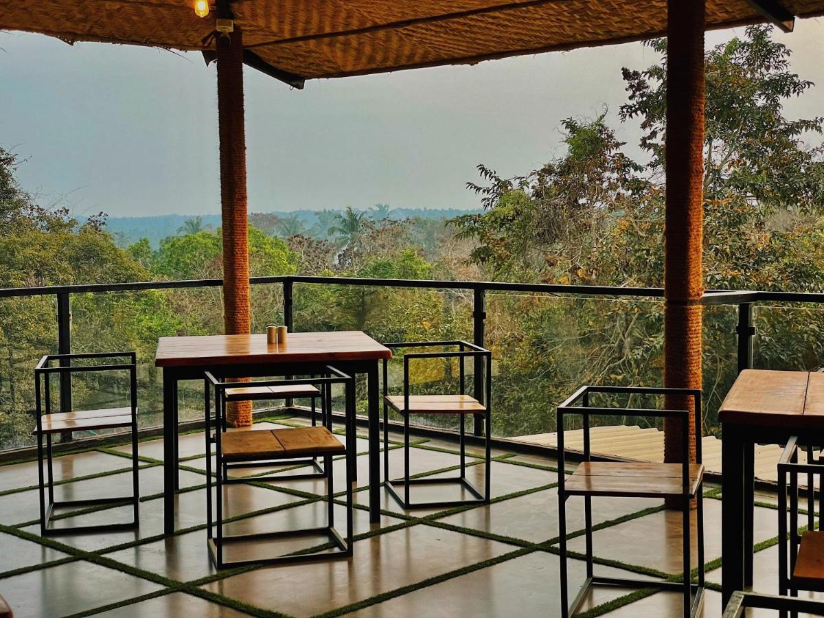 Amazonika Boutique Resort Arpora Ngoại thất bức ảnh